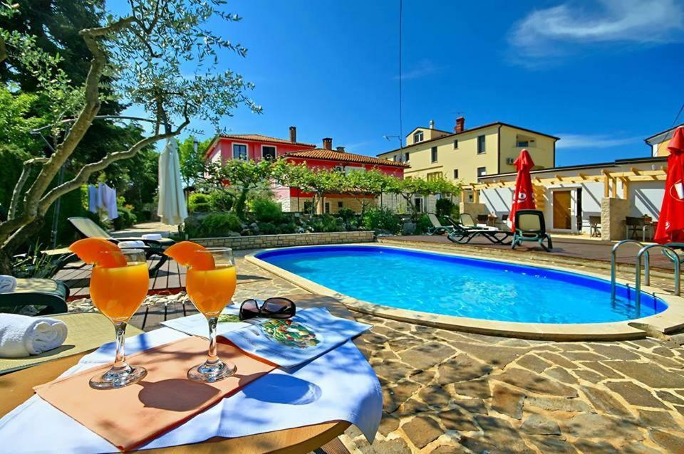 Elio Apartman