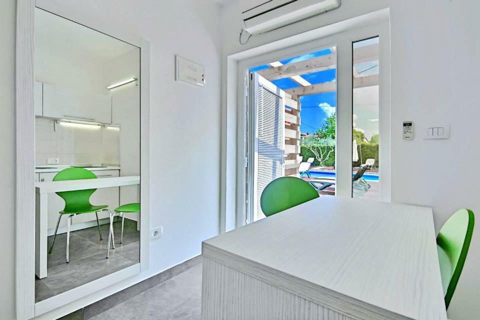 Elio Apartman